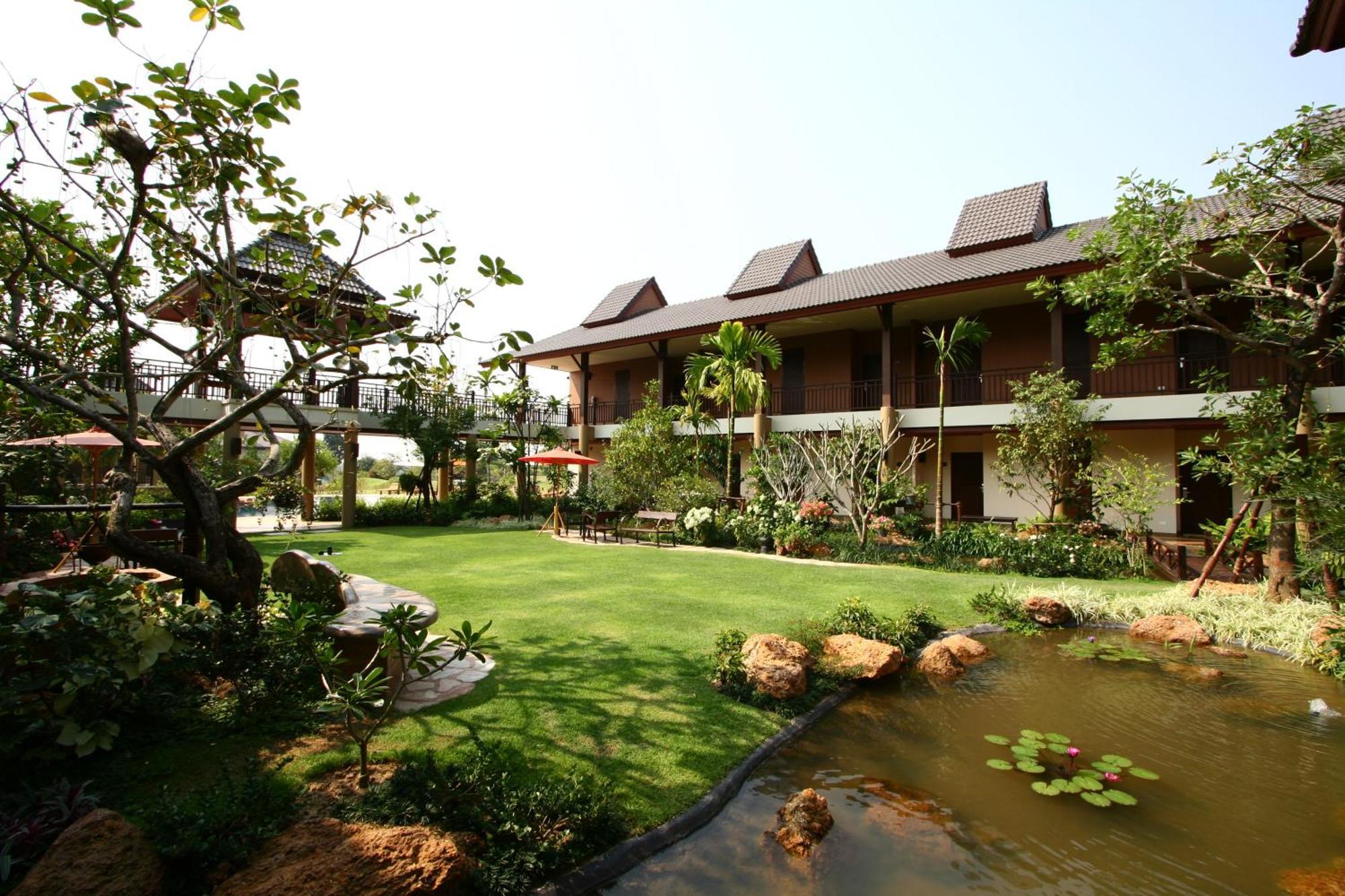 Mae Jo Golf Resort & Spa Ban Ban San Sai Buitenkant foto